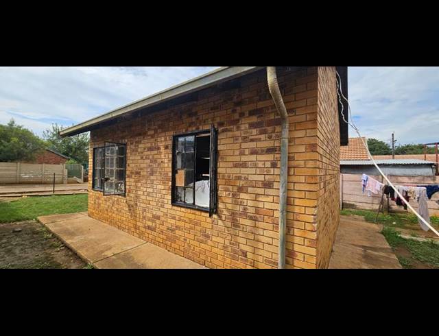 1 BEDROOM HOUSE FOR SALE IN DANVILLE